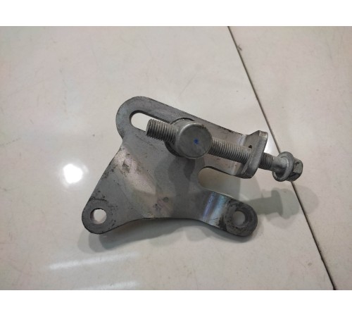 Кронштейн(регулирующее крепление)