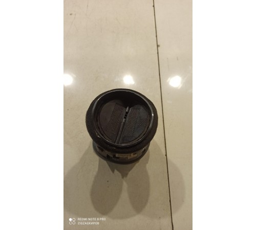 Воздушный дефлектор правый