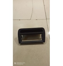 Накладка приборной панели центральная с вещевым отделением