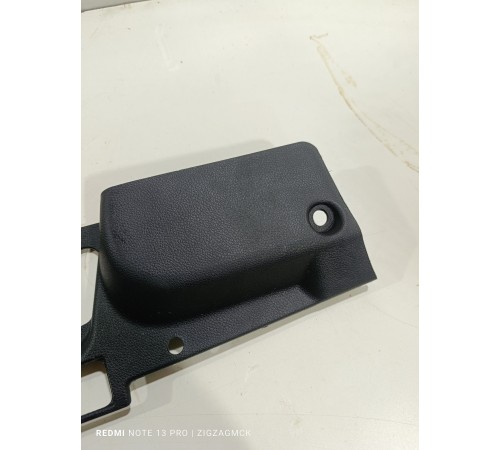 Накладка торпедо правая нижняя