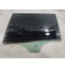 Стекло двери заднее левое