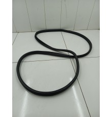 Уплотнитель двери задний правый