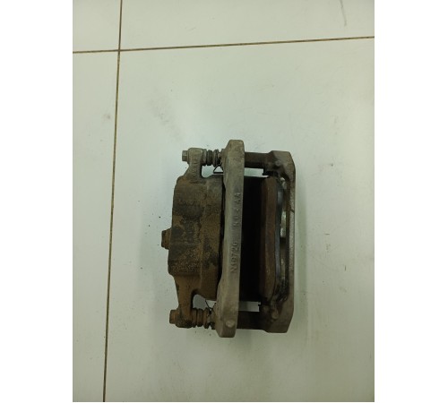 Суппорт передний левый