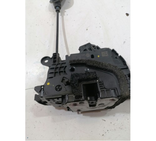 Замок двери задний правый