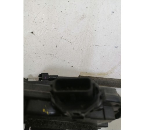 Замок двери задний правый