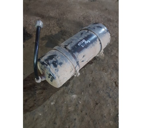 Воздушный резервуар балон левый