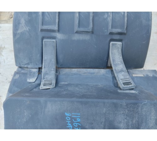 Брызговик левый