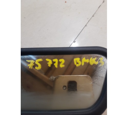 Зеркало заднего вида (салонное)