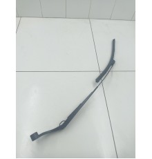 Поводок стеклоочистителя правый