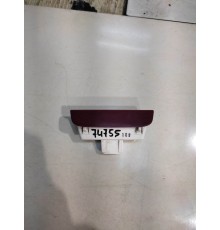 Фонарь крышки багажника внутренний левый