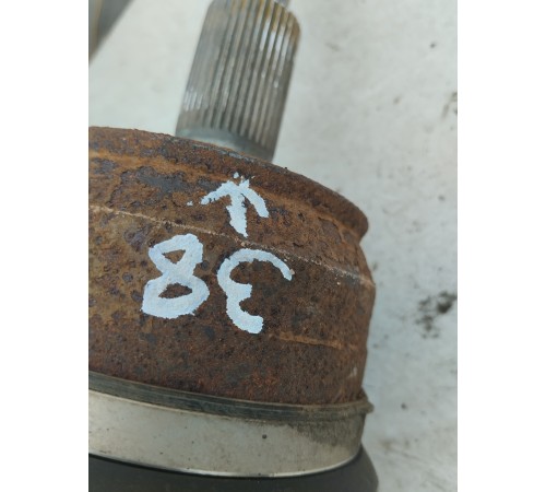 Привод (полуось) передний правый