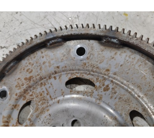 Маховик двигателя