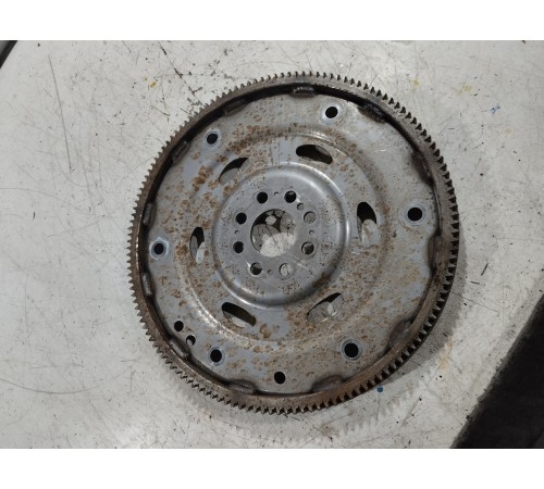 Маховик двигателя