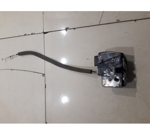 Замок двери (задний правый)