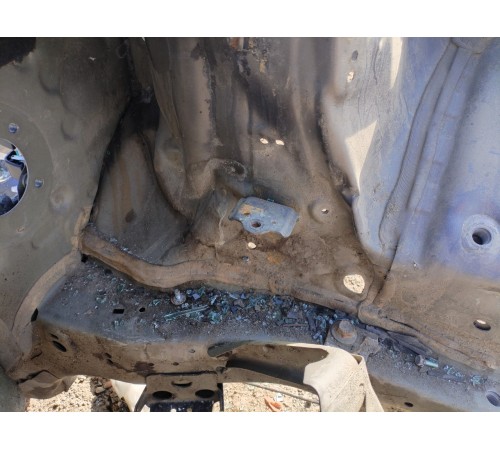 Лонжерон(четверть) передний левый