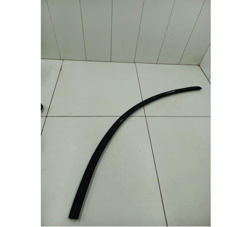 Накладка жабо уплотнитель капота