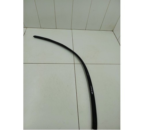 Накладка жабо уплотнитель капота