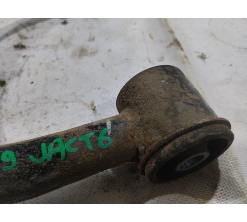 Рычаг подвески передний правый верхний