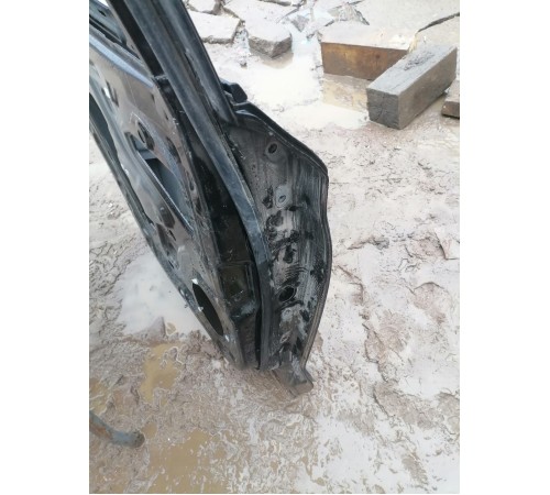 Дверь задняя левая