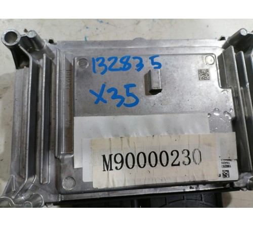 Блок управления двигателем