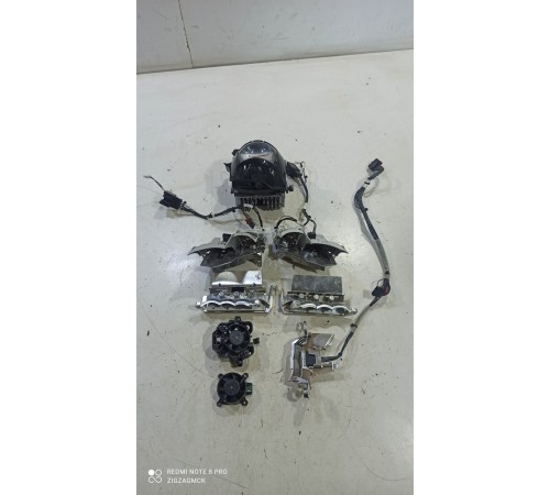 Комплект частей передней фары