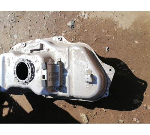 Бак топливный