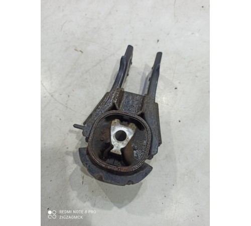 Опора двигателя задняя