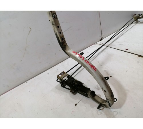 Петли крышки багажника