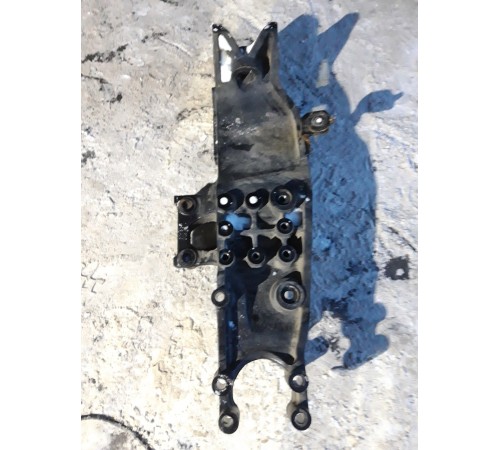 Кронштейн(крепление) рамы выдвижной левый