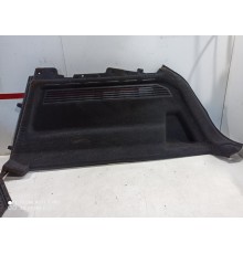 Обшивка багажника правая