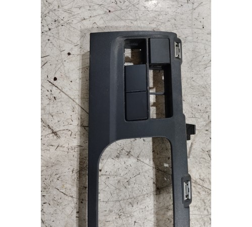 Накладка центральной консоли