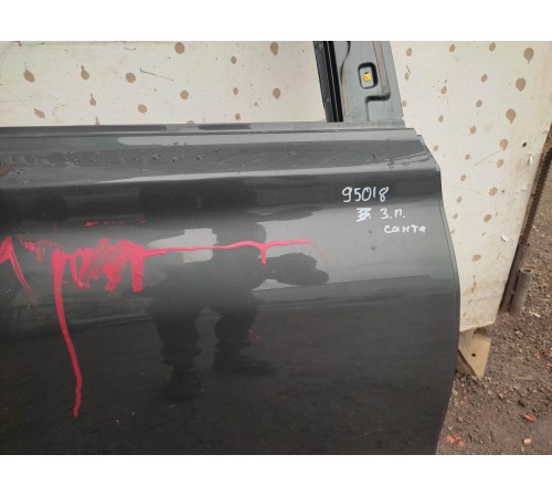 Дверь (задняя правая)