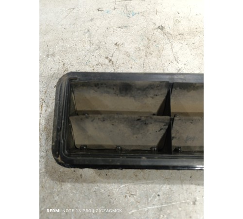 Решетка вентиляционная задняя 