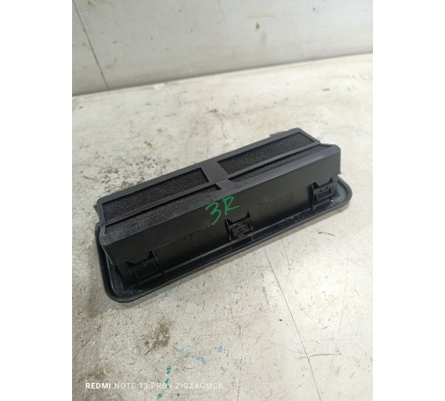 Решетка вентиляционная задняя 