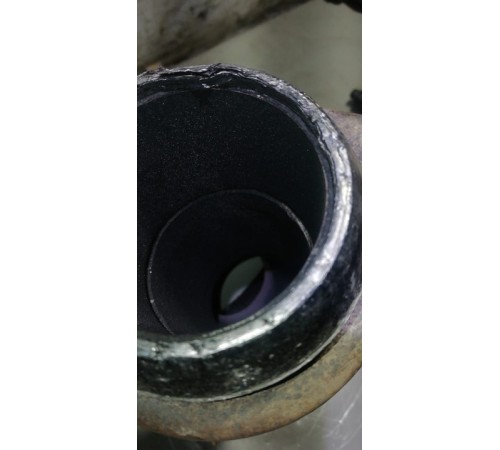 Кулак поворотный Передний Правый