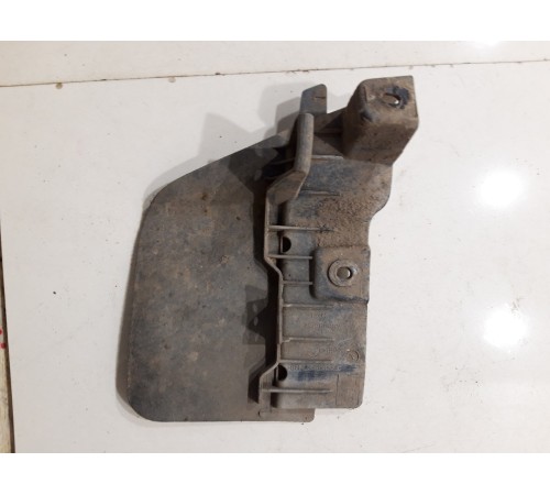 Брызговик (задний правый передний)