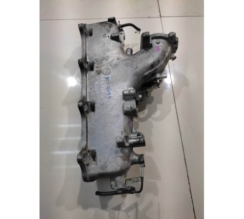 Впускной коллектор