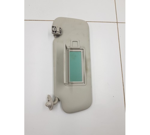 Козырёк солнцезащитный левый