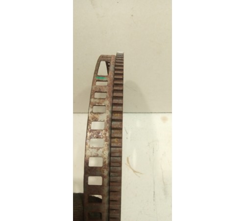 Маховик двигателя