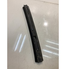 Уплотнитель крыла (передний, левый)