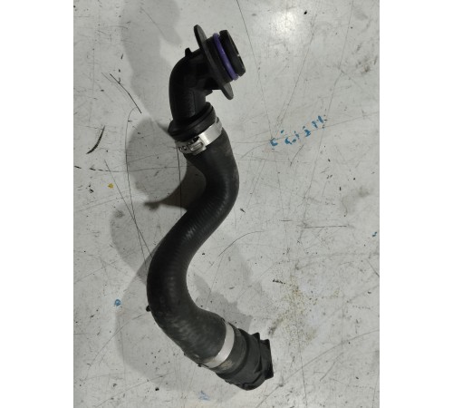 Патрубок радиатора