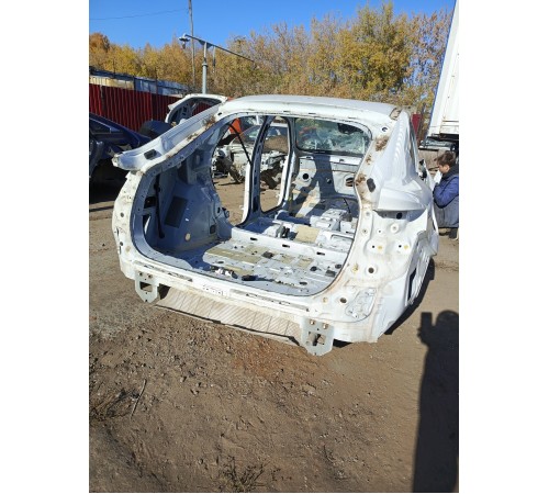 Панель задняя