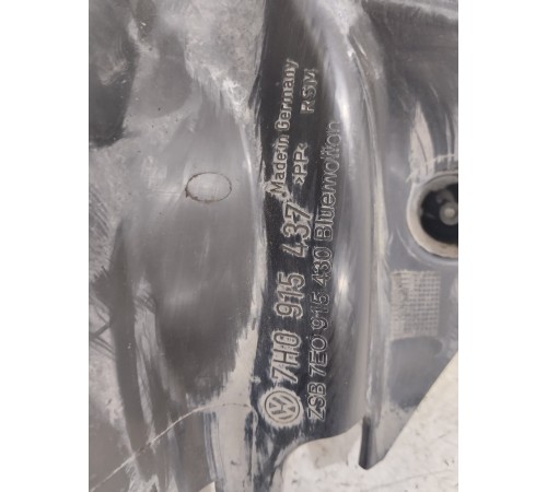 Крепление аккумулятора