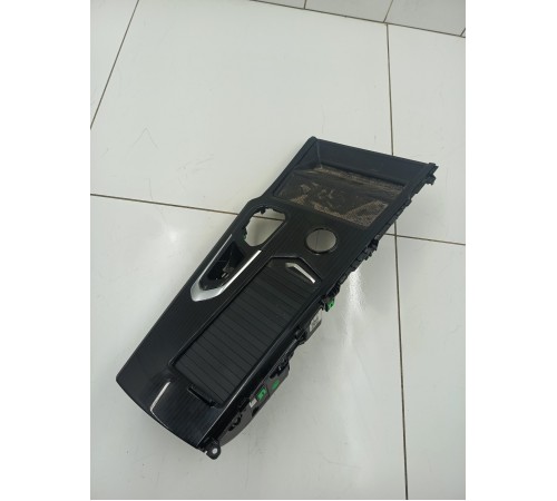 Накладка центральной консоли декоративная