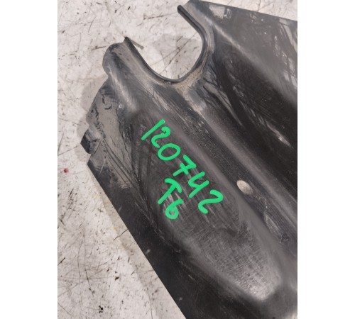 Крепление аккумулятора