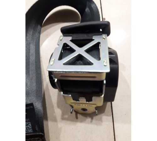 Ремень безопасности (задний правый)