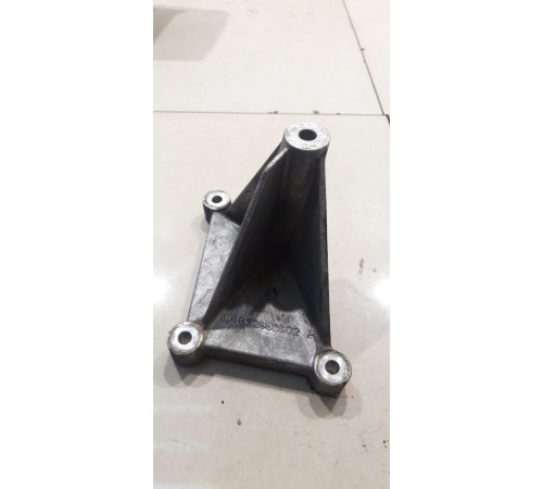 Кронштейн раздаточной коробки