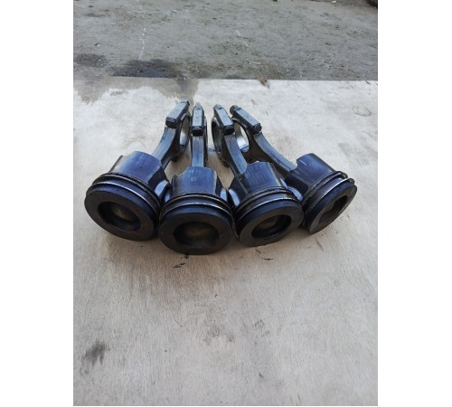 Поршень с шатуном