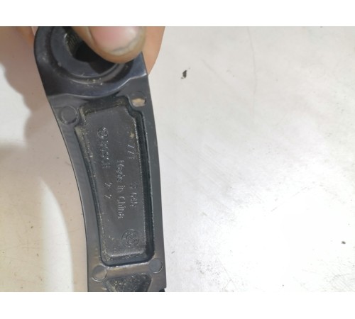 Поводок левый