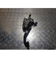 Педаль сцепления